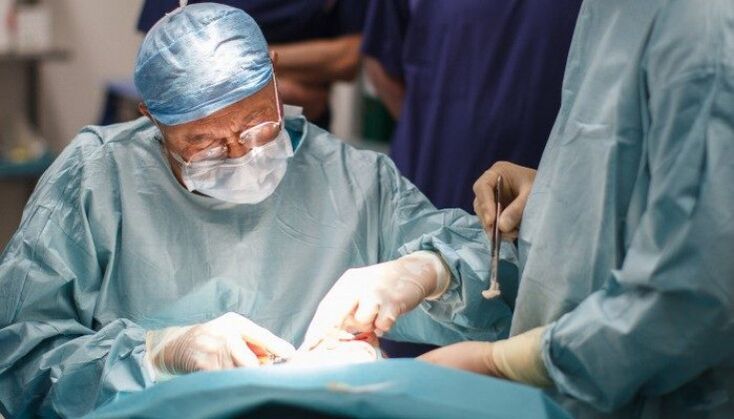 Хирургия за отстраняване на стъкловидното тяло на окото (витректомия)